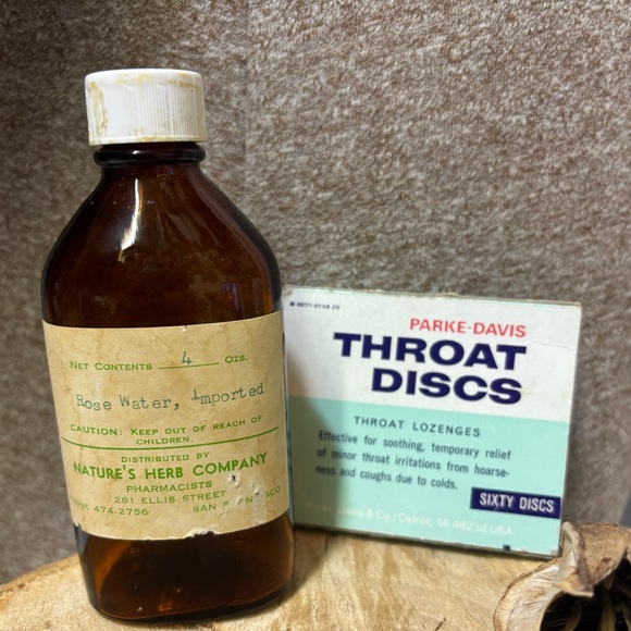 Vintage Nature's Herb Company Rose Water Bottle & 1976 Parke-Davis Throat Box - Picture 2 of 9